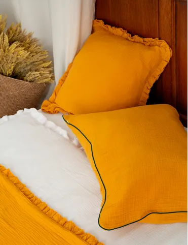 Cotton pillowcase with decorative ruffles on 4 sides