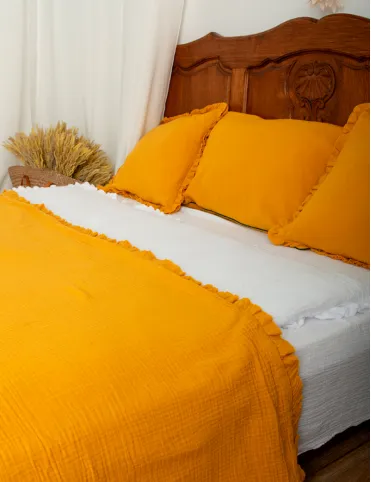 Muslin plaid with decorative ruffle on the edges 160x200 cm