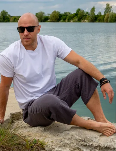 Men's long cotton shorts with excellent ventilation. A great gift for him.