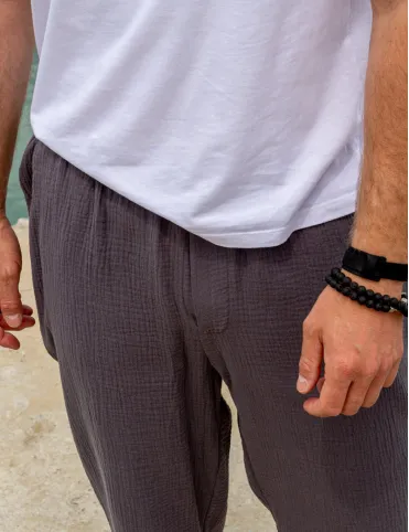 Men's long cotton shorts with excellent ventilation. A great gift for him.