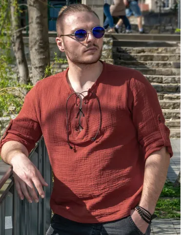 Men's Red Renaissance Shirt | Model Harald