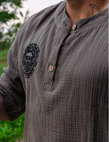 Men's shirt made of soft muslin cotton with Aztec Gold embroidery