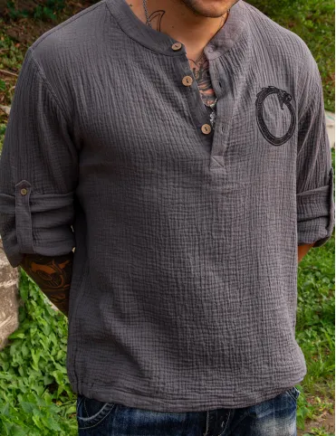Men's muslin shirt embroidered with the symbol of Ouroboros