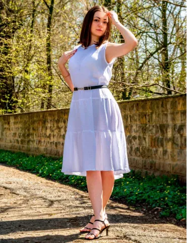 White muslin boho knee-length dress